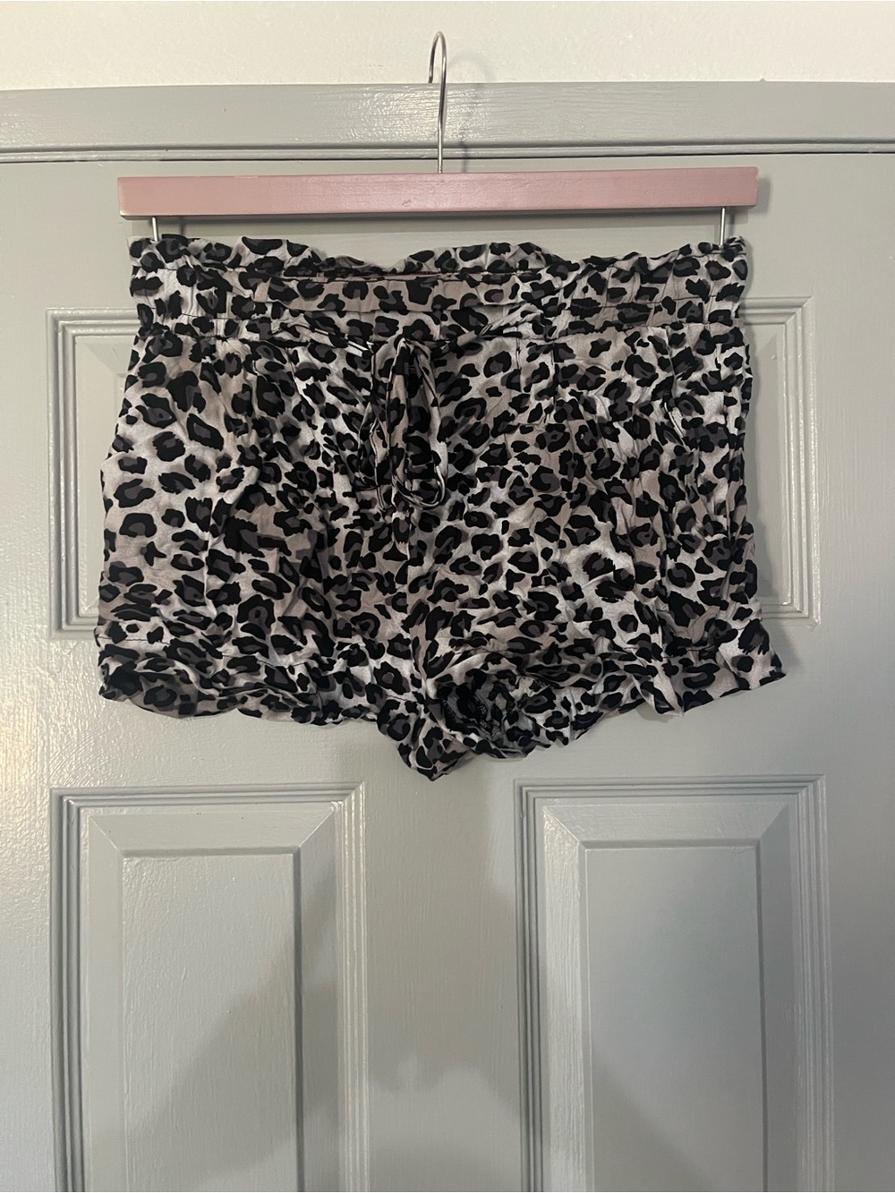 Leopard Print Ruffle Shorts - Black & Cream
